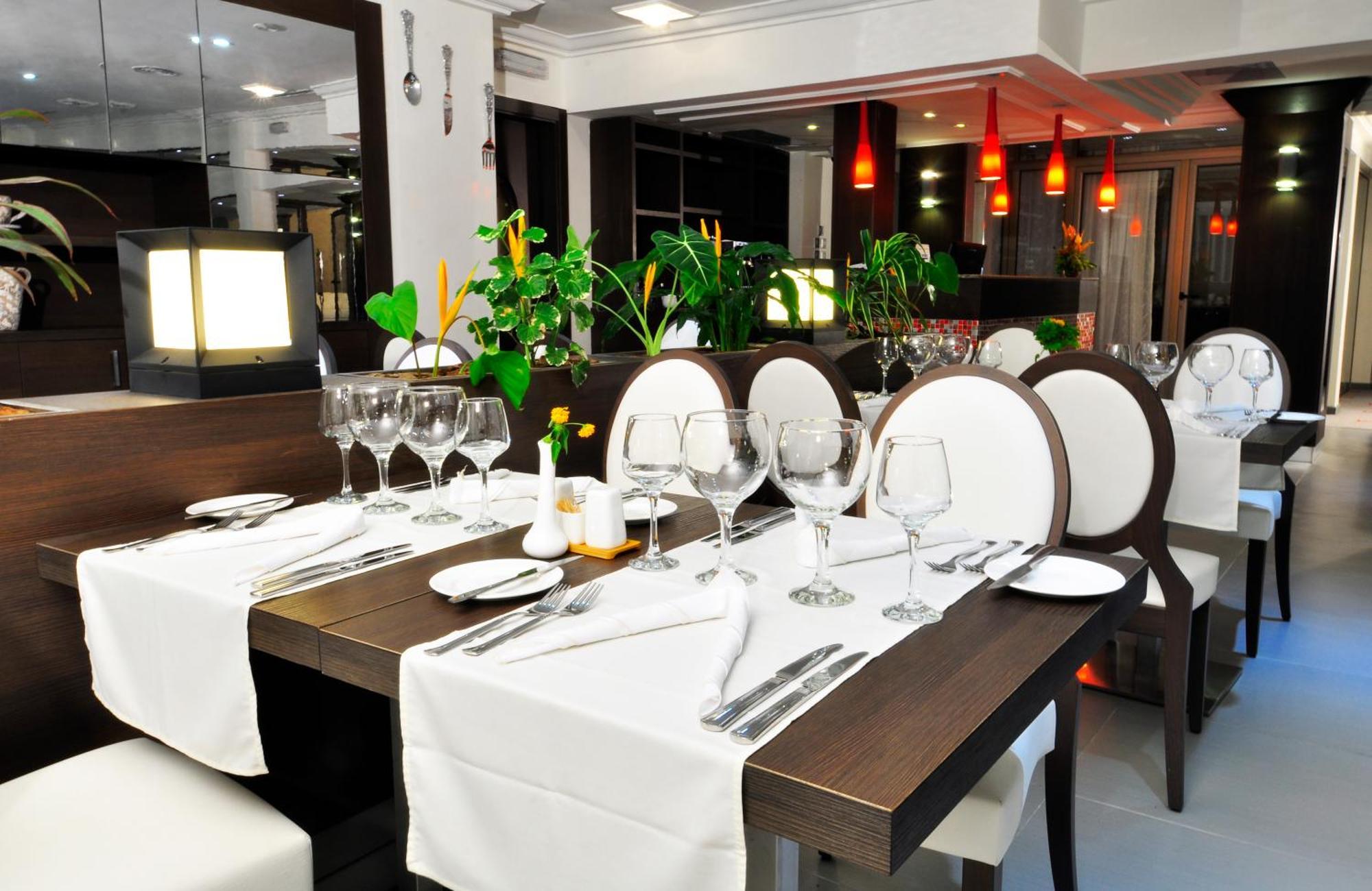 Benin Royal Hotel Cotonou Exterior photo