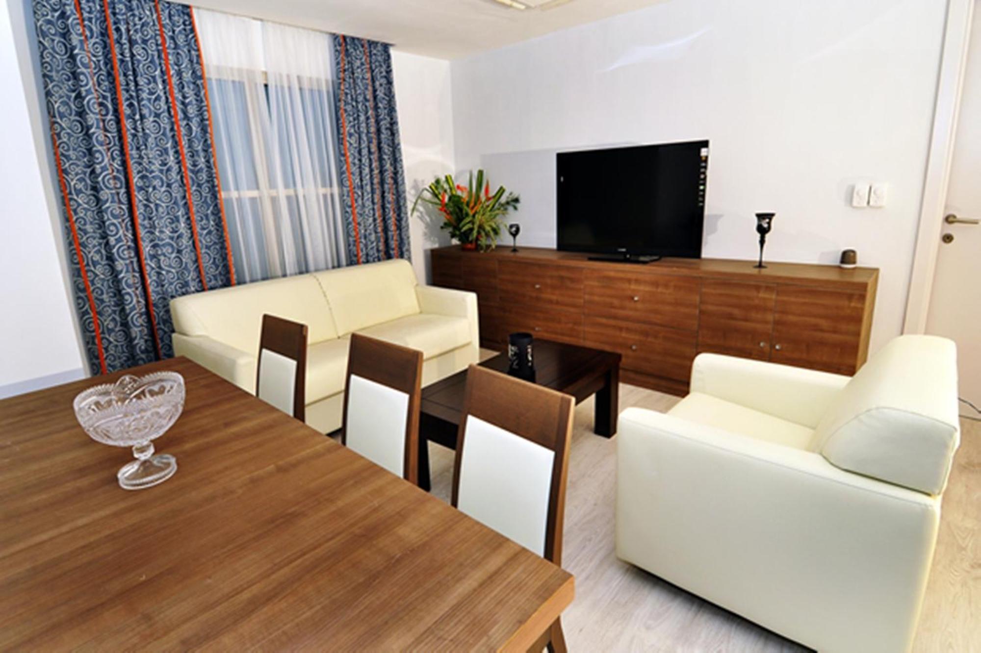 Benin Royal Hotel Cotonou Exterior photo