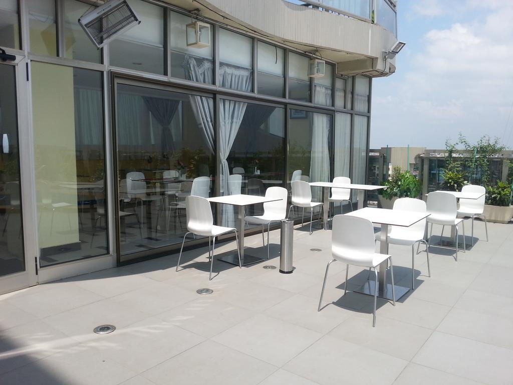 Benin Royal Hotel Cotonou Exterior photo