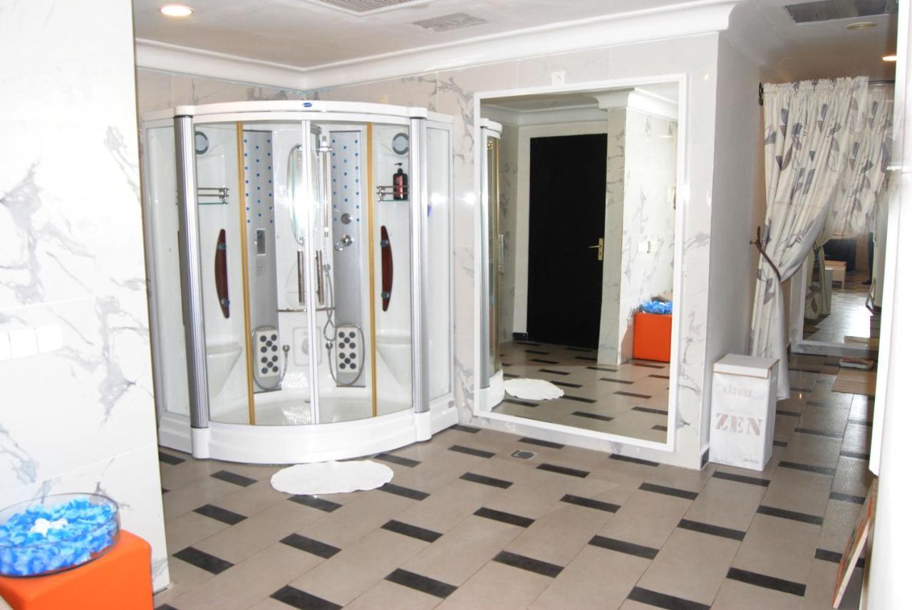 Benin Royal Hotel Cotonou Exterior photo